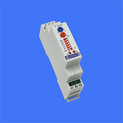 Wielofunkcyjny przekaźnik czasowy T-111s/24  24V; 12-to funkcyjny przekaźnik czasowy na szynę; 1 moduł